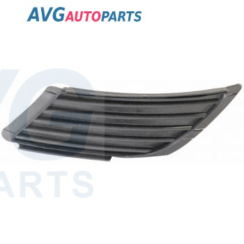 Бампер передний решетка без отв. противотуманок 04-06 левая