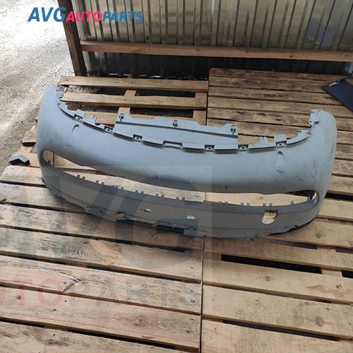 Бампер передний 01/02- грунт. (глубокие царапины и потертости) смотрите фото