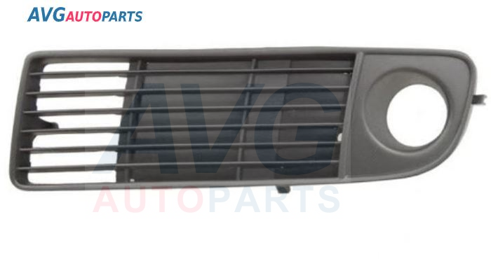 Бампер передний решетка с отв.противотуманок 97-01 левая